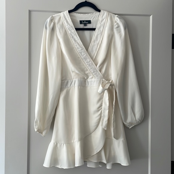 Lulu’s Cream Long Sleeve Faux-Wrap Mini Dress, size SM - Picture 4 of 7